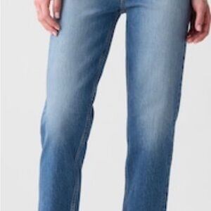 GAP Women's Cheeky Straight High Rise Jeans